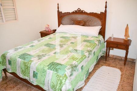 Quarto 1 de casa à venda com 1 quarto, 287m² em Jardim Orlandina, São Bernardo do Campo