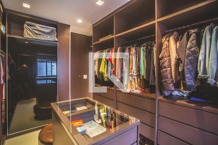 Apartamento à venda com 150m², 2 quartos e 2 vagas Apartamento à venda com 150m², 2 quartos e 2 vagasQuarto 2