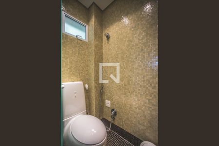 Apartamento à venda com 150m², 2 quartos e 2 vagas Apartamento à venda com 150m², 2 quartos e 2 vagasBanheiro Suíte