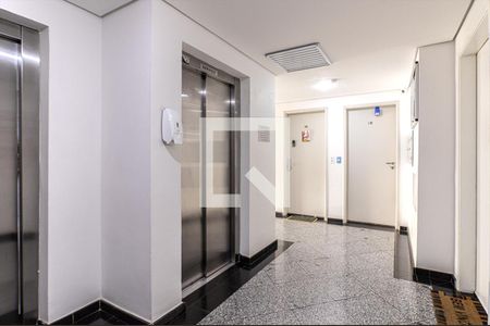 Apartamento à venda com 75m², 3 quartos e 1 vagahall de entrada