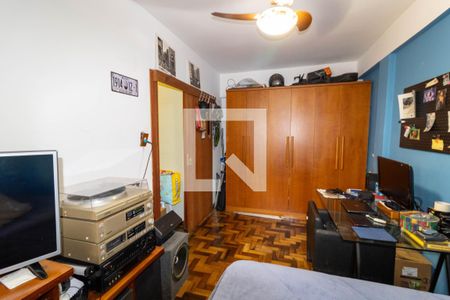 Quarto 1 de apartamento à venda com 2 quartos, 55m² em Petrópolis, Porto Alegre
