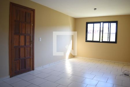 Sala de casa de condomínio para alugar com 3 quartos, 60m² em Alto Boqueirão, Curitiba