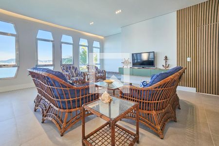Sala de apartamento para alugar com 3 quartos, 152m² em Península, Guarujá