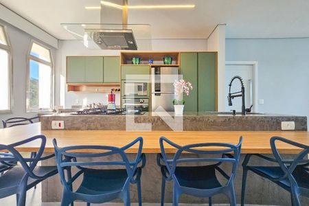 Apartamento para alugar com 152m², 3 quartos e 1 vagaCozinha