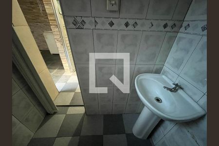 Casa para alugar com 50m², 1 quarto e sem vaga Casa para alugar com 50m², 1 quarto e sem vagaBanheiro