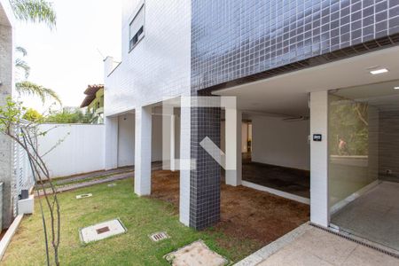 Apartamento à venda com 96m², 3 quartos e 2 vagasEntrada