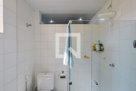 Casa à venda com 398m², 4 quartos e 3 vagas Casa à venda com 398m², 4 quartos e 3 vagasBanheiro do Quarto 1