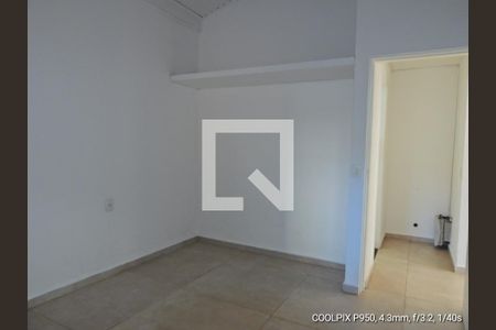 Casa à venda com 95m², 2 quartos e 3 vagasQuarto 2