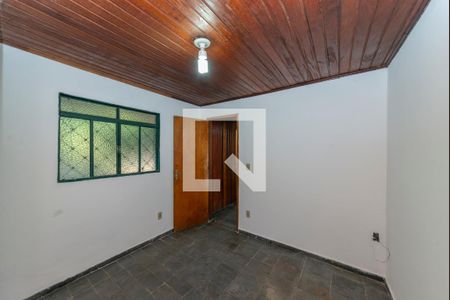 Quarto de casa para alugar com 1 quarto, 700m² em Salgado Filho, Belo Horizonte