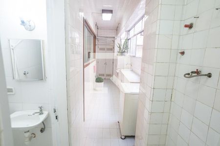 Apartamento à venda com 319m², 3 quartos e 1 vagaÁrea de Serviço - Banheiro