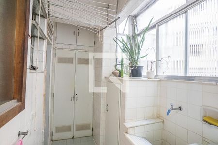 Apartamento à venda com 319m², 3 quartos e 1 vagaÁrea de Serviço