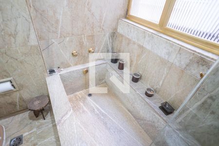 Apartamento à venda com 319m², 3 quartos e 1 vagaQuarto 3 - Suíte Banheiro