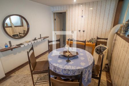Apartamento à venda com 319m², 3 quartos e 1 vagaSala de jantar 2