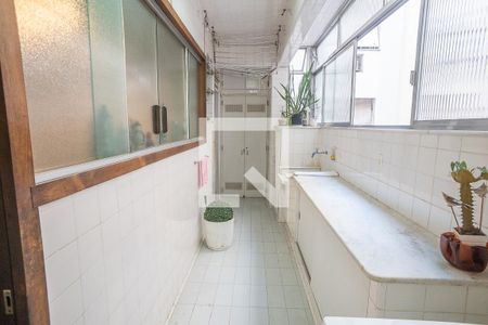 Apartamento à venda com 319m², 3 quartos e 1 vagaÁrea de Serviço