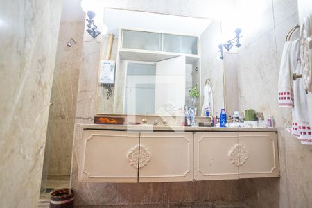 Apartamento à venda com 319m², 3 quartos e 1 vagaQuarto 3 - Suíte Banheiro