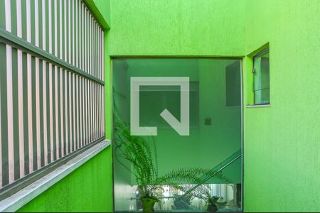 Casa à venda com 335m², 3 quartos e 4 vagasVista do Quarto 2 - Suíte