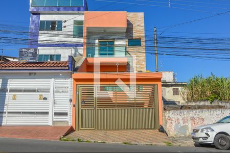 Casa à venda com 335m², 3 quartos e 4 vagasFachada