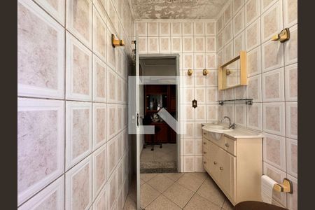 Casa à venda com 160m², 3 quartos e 3 vagasBanheiro de serviço