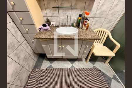 Casa à venda com 160m², 3 quartos e 3 vagasBanheiro