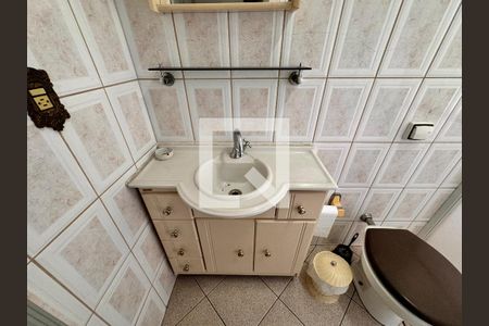 Casa à venda com 160m², 3 quartos e 3 vagasBanheiro de serviço