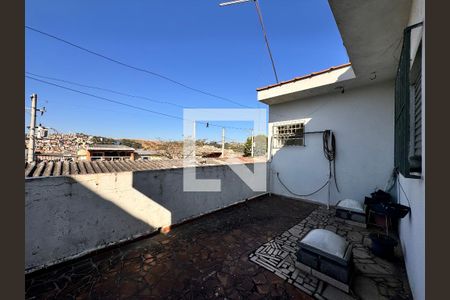 Casa à venda com 160m², 3 quartos e 3 vagasÁrea de Serviço
