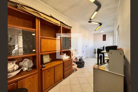 Casa à venda com 160m², 3 quartos e 3 vagasEscritório