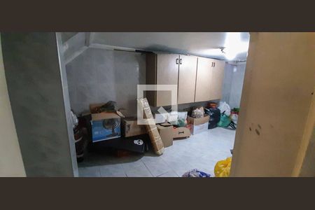 Casa para alugar com 284m², 4 quartos e 6 vagas Casa para alugar com 284m², 4 quartos e 6 vagasDispensa