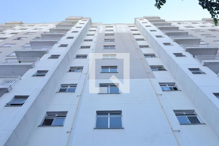 Apartamento para alugar com 54m², 2 quartos e sem vagaÁrea comum - Prédio