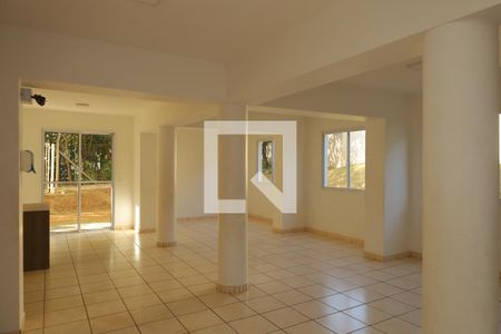 Apartamento para alugar com 54m², 2 quartos e sem vagaÁrea comum - Salão de festas