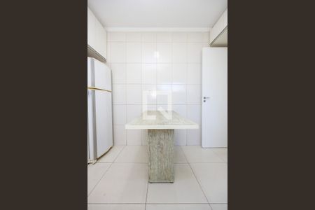 Apartamento para alugar com 69m², 2 quartos e 1 vagaCozinha