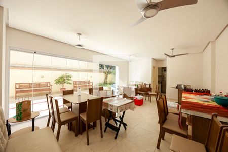 Apartamento para alugar com 69m², 2 quartos e 1 vagaÁrea comum