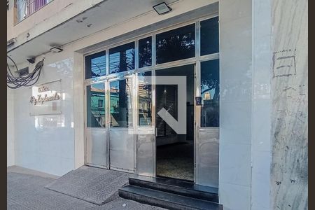 Studio à venda com 29m², 1 quarto e sem vaga Studio à venda com 29m², 1 quarto e sem vagaFachada