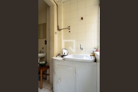 Apartamento à venda com 71m², 2 quartos e sem vaga Apartamento à venda com 71m², 2 quartos e sem vagaÁrea de Serviço