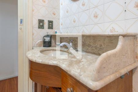 Apartamento à venda com 71m², 2 quartos e sem vaga Apartamento à venda com 71m², 2 quartos e sem vagaBanheiro