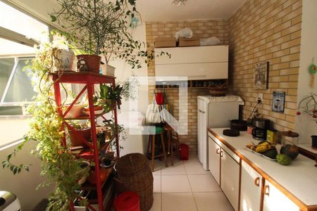 Apartamento à venda com 70m², 2 quartos e sem vagaCozinha