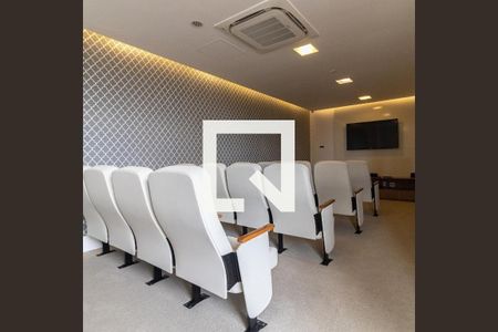 Apartamento à venda com 41m², 1 quarto e 1 vagaSala de Cinema