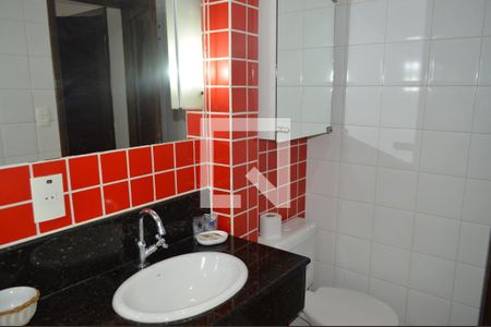 Apartamento à venda com 90m², 2 quartos e 1 vagaBanheiro da Suíte