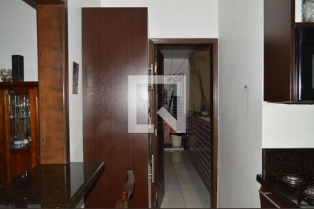 Apartamento à venda com 90m², 2 quartos e 1 vagaCozinha