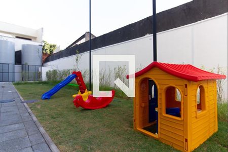 Apartamento para alugar com 34m², 2 quartos e sem vagaÁrea comum - Playground