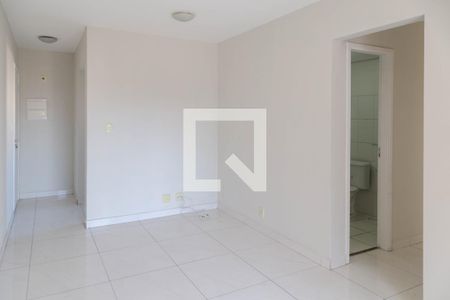 Sala de apartamento para alugar com 3 quartos, 67m² em Macedo, Guarulhos
