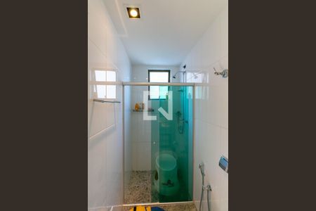 Apartamento à venda com 180m², 4 quartos e 4 vagas Apartamento à venda com 180m², 4 quartos e 4 vagasBanheiro 3