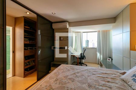 Apartamento à venda com 180m², 4 quartos e 4 vagas Apartamento à venda com 180m², 4 quartos e 4 vagasQuarto 1