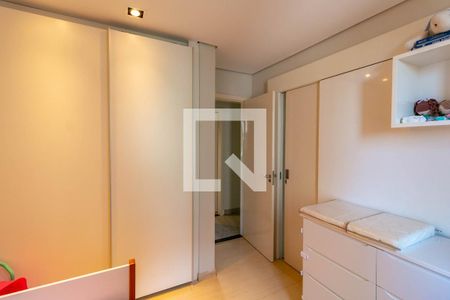 Apartamento à venda com 180m², 4 quartos e 4 vagas Apartamento à venda com 180m², 4 quartos e 4 vagasQuarto 2