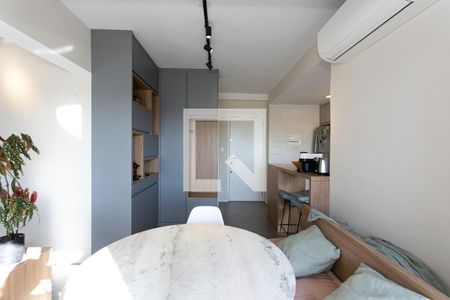 Sala de Estar de apartamento para alugar com 1 quarto, 50m² em Vila Matilde, São Paulo