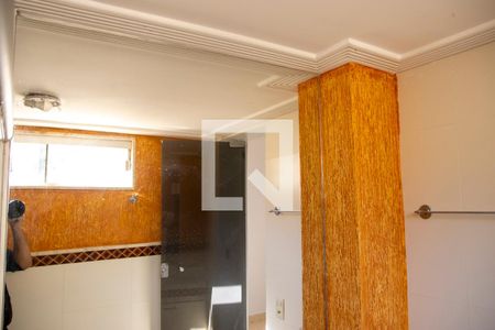 Casa para alugar com 300m², 3 quartos e 5 vagas Casa para alugar com 300m², 3 quartos e 5 vagasBanheiro Suíte