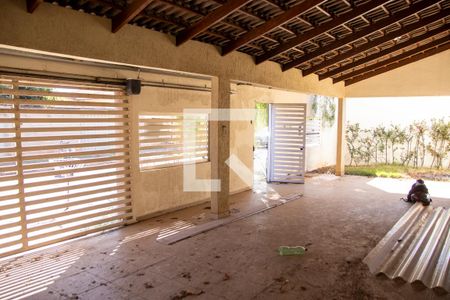 Casa para alugar com 300m², 3 quartos e 5 vagas Casa para alugar com 300m², 3 quartos e 5 vagasQuintal