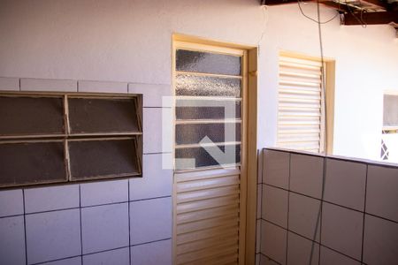 Casa para alugar com 300m², 3 quartos e 5 vagas Casa para alugar com 300m², 3 quartos e 5 vagasCozinha e Área de Serviço - Casa 2