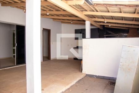 Casa para alugar com 300m², 3 quartos e 5 vagas Casa para alugar com 300m², 3 quartos e 5 vagasCozinha, Área de Serviço e Churrasqueira