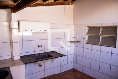 Casa para alugar com 300m², 3 quartos e 5 vagas Casa para alugar com 300m², 3 quartos e 5 vagasCozinha e Área de Serviço - Casa 2