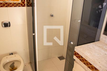 Casa para alugar com 300m², 3 quartos e 5 vagas Casa para alugar com 300m², 3 quartos e 5 vagasBanheiro Suíte
